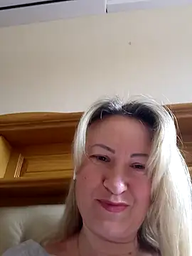 Snapshot of Mary888x chatting on 03/03/25, 10:17 Mary888x online show from 03/03/25, 10:17