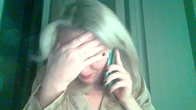 Snapshot of Mary888x chatting on 02/27/25, 05:26 Mary888x online show from 02/27/25, 05:26