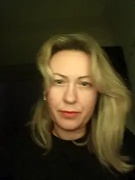 Snapshot of Mary888x chatting on 02/15/25, 07:06 Mary888x online show from 02/15/25, 07:06