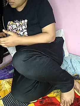 Snapshot of Sassy-soumu chatting on 02/20/25, 06:57 Sassy-soumu online show from 02/20/25, 06:57