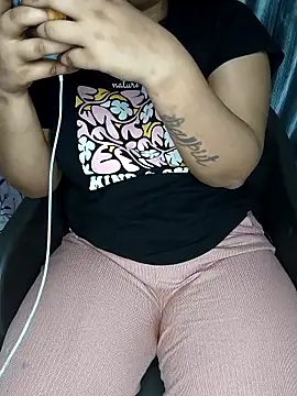 Snapshot of Sassy-soumu chatting on 02/26/25, 05:42 Sassy-soumu online show from 02/26/25, 05:42