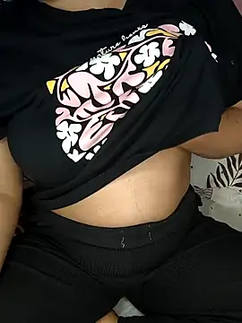 Snapshot of Sassy-soumu chatting on 02/28/25, 08:28 Sassy-soumu online show from 02/28/25, 08:28