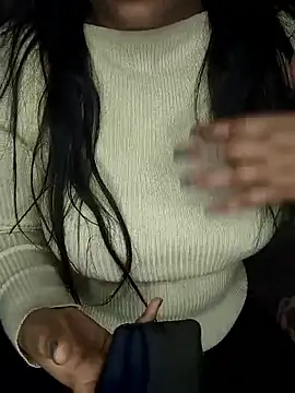 Snapshot of Sassy-soumu chatting on 03/02/25, 10:23 Sassy-soumu online show from 03/02/25, 10:23