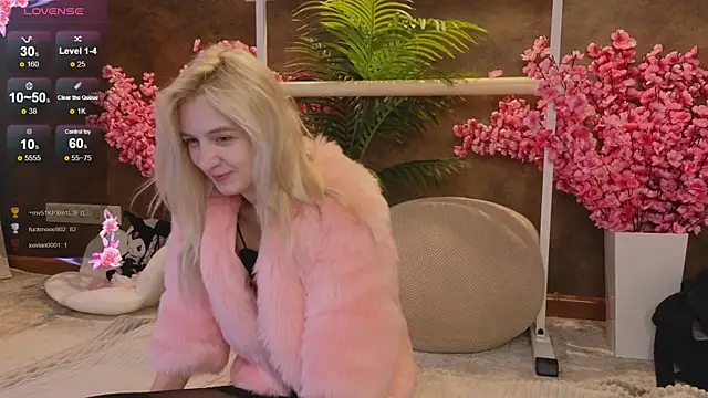 aishiro online show from 03/07/25, 12:45