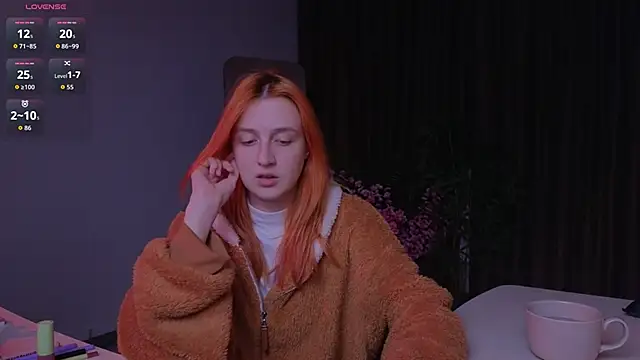 aishiro online show from 12/05/25, 01:53