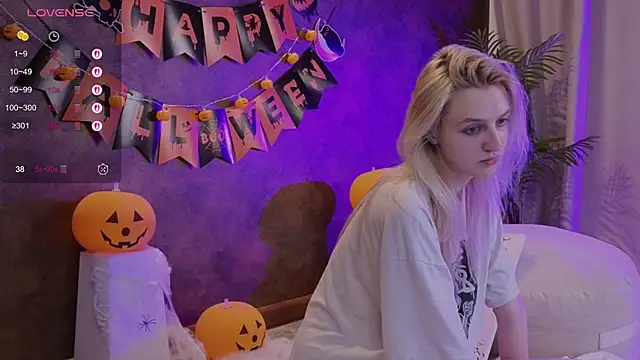 aishiro online show from 10/29/25, 05:50