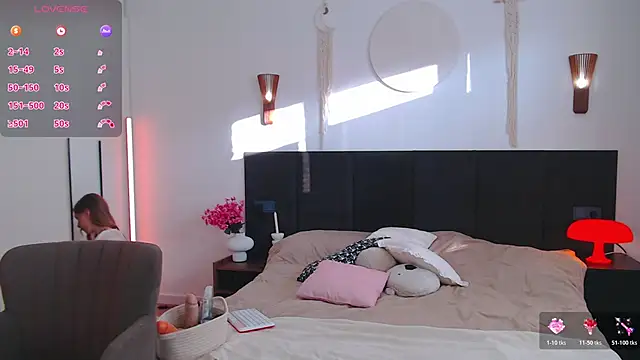 LunaticaBae online show from 02/20/26, 03:14