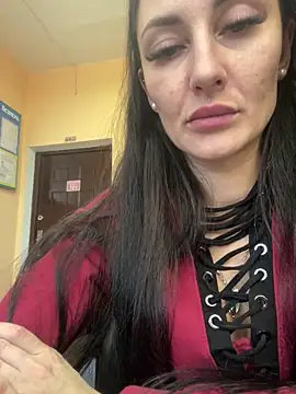 Snapshot of Veronicavirus chatting on 02/17/25, 12:05 Veronicavirus online show from 02/17/25, 12:05