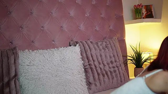 MaiaMini online show from 03/20/26, 07:59