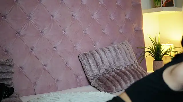 MaiaMini online show from 03/01/26, 06:46