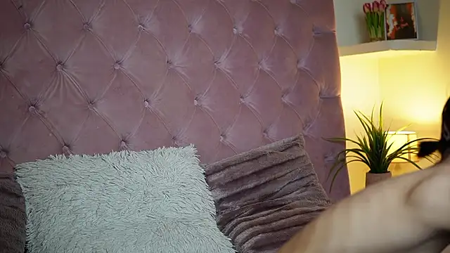 MaiaMini online show from 01/31/26, 09:02