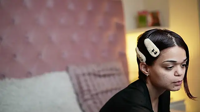 MaiaMini online show from 11/07/25, 07:51