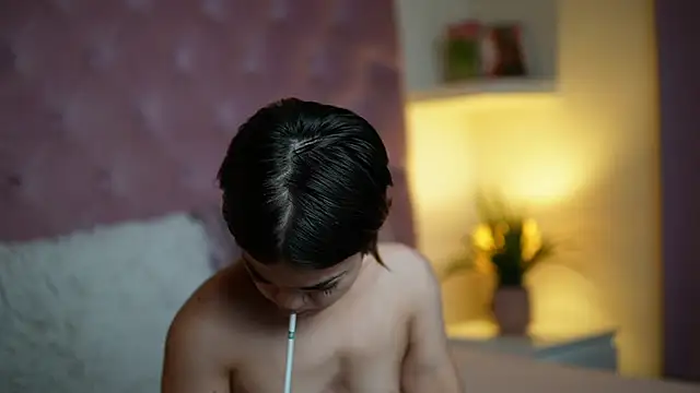 MaiaMini online show from 09/15/25, 08:15