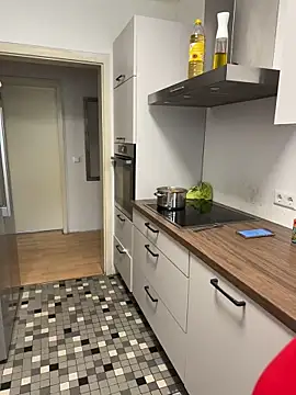 Snapshot of AvaFlowers6 chatting on 11/16/25, 10:09 AvaFlowers6 online show from 11/16/25, 10:09