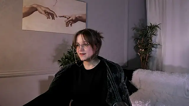 Snapshot of Rada_Woods chatting on 03/12/25, 11:54 Rada Woods online show from 03/12/25, 11:54