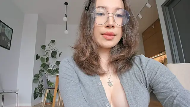 mey baee online show from 03/22/26, 09:11