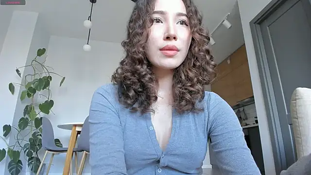 mey baee online show from 09/22/25, 08:20