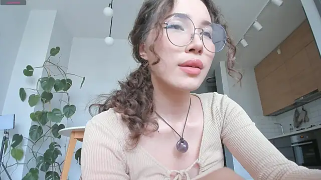 mey baee online show from 10/25/25, 07:18