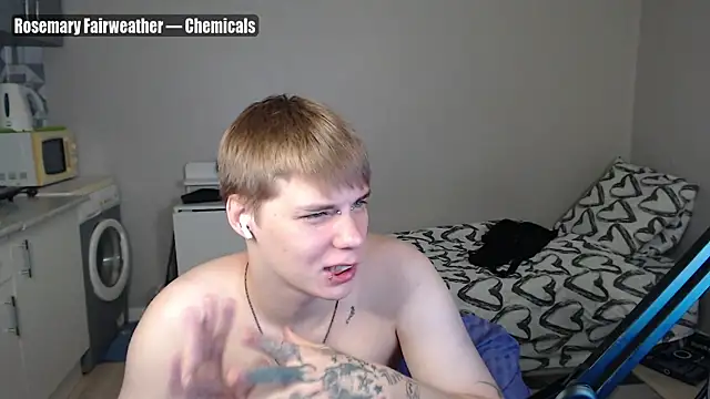 Snapshot of yourlildemon chatting on 07/05/26, 06:15 yourlildemon online show from 07/05/26, 06:15