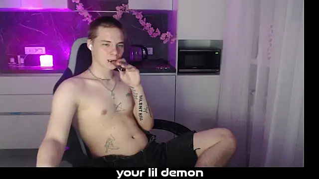 yourlildemon online show from 03/01/26, 03:56