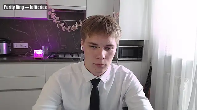Snapshot of yourlildemon chatting on 06/21/26, 01:17 yourlildemon online show from 06/21/26, 01:17