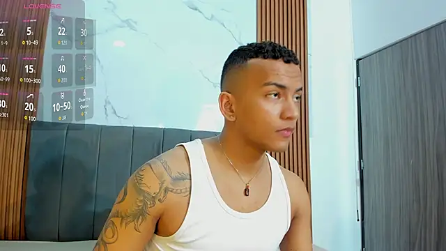 Rafa2004Cruz online show from 09/25/25, 12:22