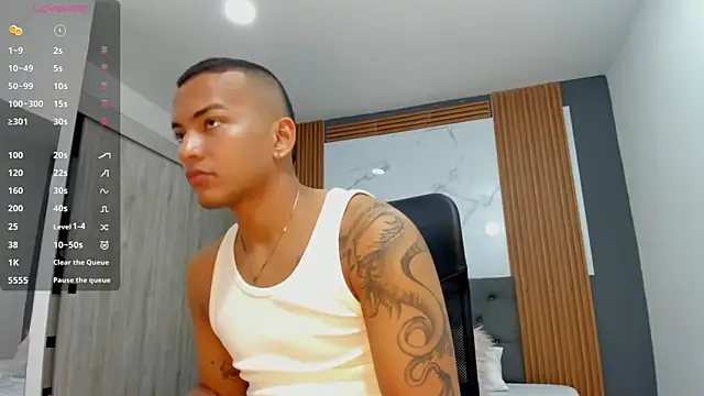 Rafa2004Cruz online show from 03/12/25, 11:54