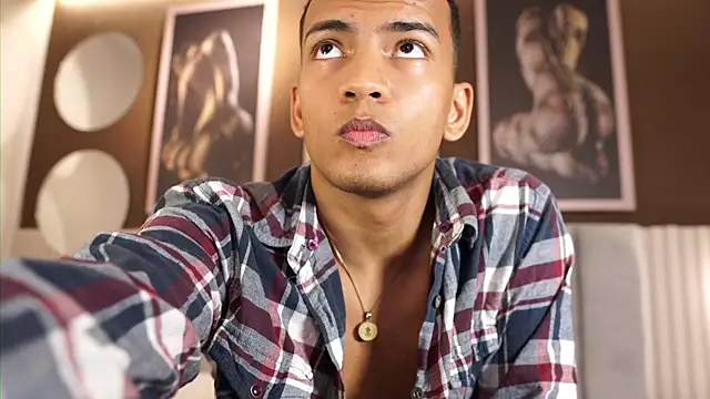 Rafa2004Cruz online show from 03/29/26, 07:48