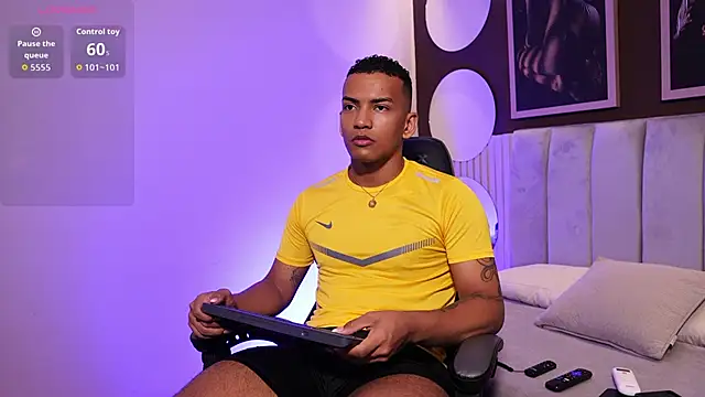 Rafa2004Cruz online show from 04/30/26, 12:45