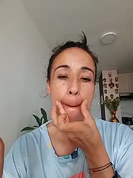 Coeur de luxure online show from 11/17/25, 02:32