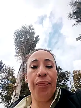 Coeur de luxure online show from 10/25/25, 02:39