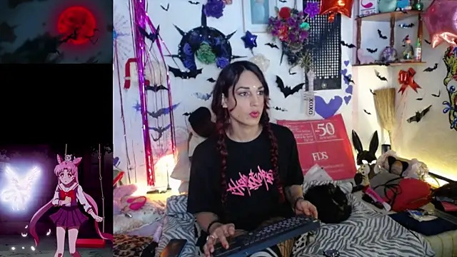 purplekattlyn online show from 05/19/26, 05:03