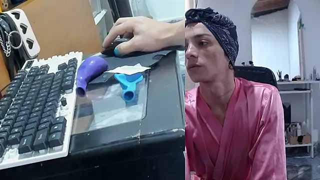 afroditacute15 online show from 11/29/25, 01:55