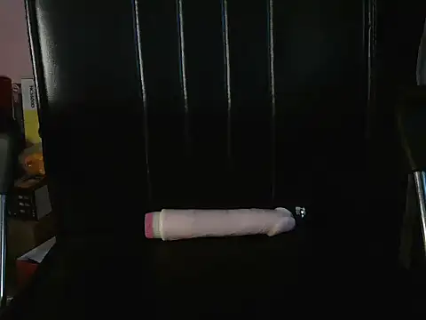 PreetyKitten online show from 12/19/25, 01:35