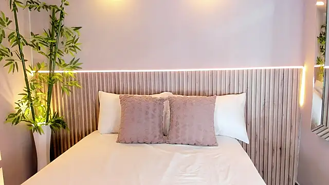 GeorginaReyes online show from 03/19/25, 10:42