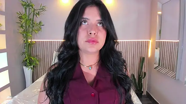 GeorginaReyes online show from 12/20/25, 10:45