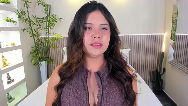 Snapshot of GeorginaReyes chatting on 05/25/26, 10:19 GeorginaReyes online show from 05/25/26, 10:19