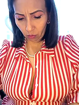 Mrsvictoriaaa online show from 02/16/26, 07:56