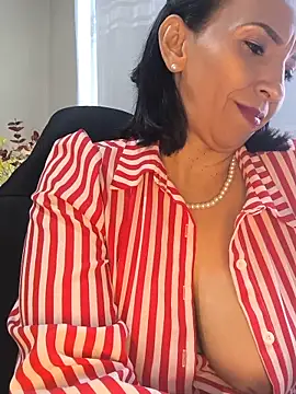 Snapshot of Mrsvictoriaaa chatting on 05/29/26, 08:37 Mrsvictoriaaa online show from 05/29/26, 08:37