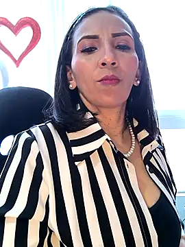 Mrsvictoriaaa online show from 02/22/26, 07:04