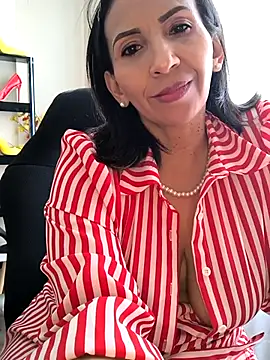 Snapshot of Mrsvictoriaaa chatting on 04/30/26, 08:38 Mrsvictoriaaa online show from 04/30/26, 08:38