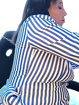 Mrsvictoriaaa online show from 02/28/26, 07:24