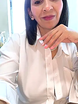 Mrsvictoriaaa online show from 11/30/25, 05:36