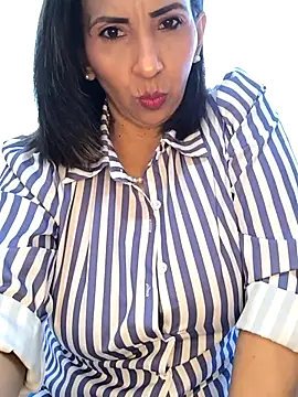 Mrsvictoriaaa online show from 10/09/25, 07:47