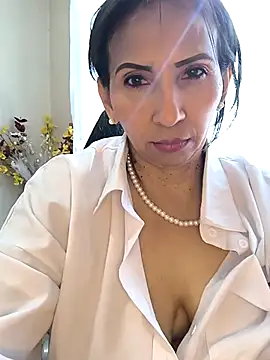 Snapshot of Mrsvictoriaaa chatting on 05/03/26, 08:45 Mrsvictoriaaa online show from 05/03/26, 08:45