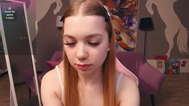 Snapshot of FloraBonde chatting on 11/20/25, 11:11 FloraBonde online show from 11/20/25, 11:11