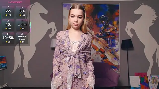 Snapshot of FloraBonde chatting on 11/30/25, 11:22 FloraBonde online show from 11/30/25, 11:22