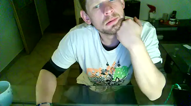 Snapshot of VickyDevilEU chatting on 12/07/24, 06:26 VickyDevilEU online show from 12/07/24, 06:26