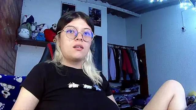 Emily  katz online show from 03/17/25, 09:46