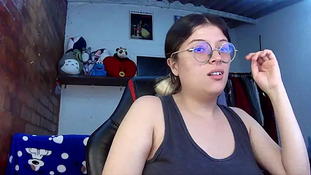 Emily  katz online show from 03/18/25, 11:09